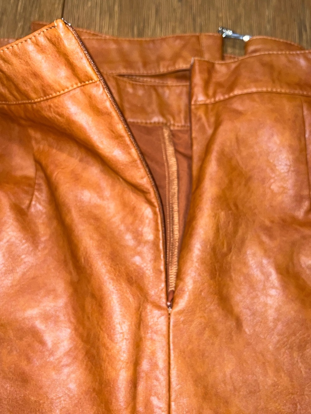 Zara Rust Brown Faux Leather Button-Front Mini Skirt with Belt size M. - Picture 6 of 10